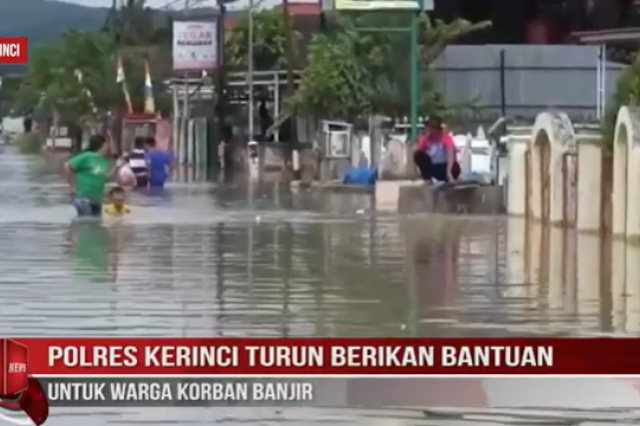 POLRES KERINCI TURUN BERIKAN BANTUAN UNTUK WARGA KORBAN BANJIR