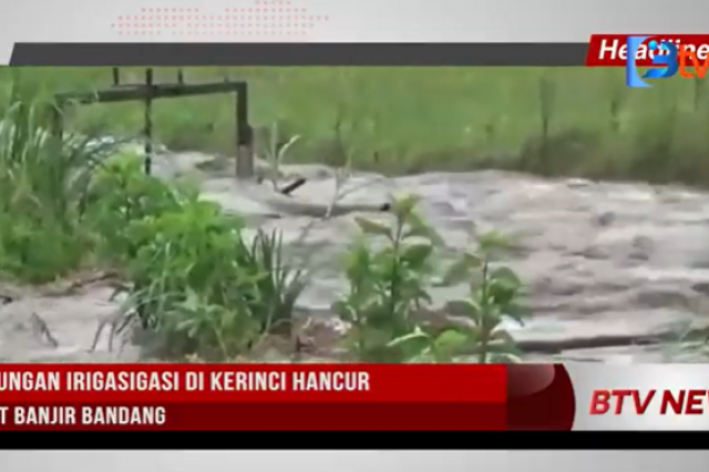 BENDUNGAN IRIGASIGASI DI KERINCI HANCUR AKIBAT BANJIR BANDANG