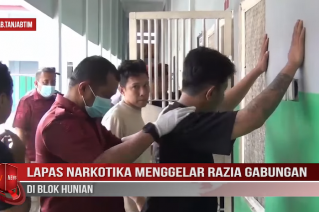 LAPAS NARKOTIKA MENGGELAR RAZIA GABUNGAN DI BLOK HUNIAN