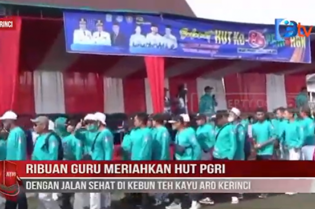 RIBUAN GURU MERIAHKAN HUT PGRI DENGAN JALAN SEHAT DI KEBUN TEH KAYU ARO KERINCI