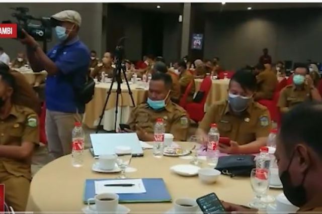 HADIRI RAKOR PENGENDALIAN INFLASI DAERAH
