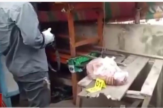WARGA MUARO JAMBI TEMUKAN MAYAT BAYI TERBUNGKUS PLASTIK