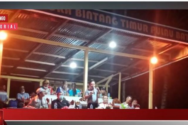 BUPATI BUNGO DAMPINGI GUBERNUR JAMBI HADIRI PENUTUPAN TURNAMEN SEPAK BOLA BINTANG TIMUR