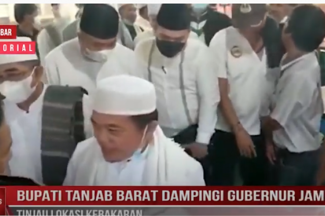 BUPATI TANJAB BARAT DAMPINGI GUBERNUR JAMBI TINJAU LOKASI KEBAKARAN