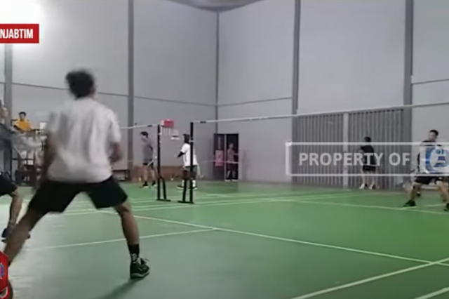 ATLET BULU TANGKIS TANJAB TIMUR TERUS BERLATIH JELANG KEJUARAAN PROVINSI JAMBI TAHUN 2022