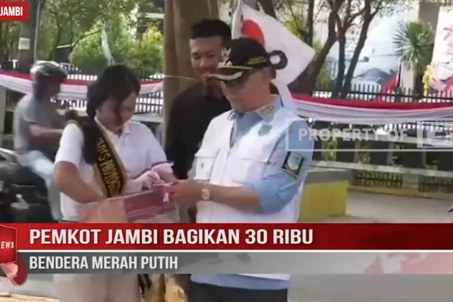 PEMKOT JAMBI BAGIKAN 30 RIBU BENDERA MERAH PUTIH
