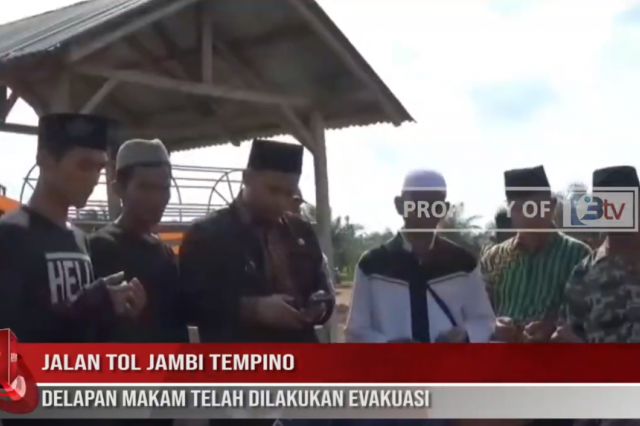 JALAN TOL JAMBI TEMPINO, DELAPAN MAKAM TELAH DILAKUKAN EVAKUASI