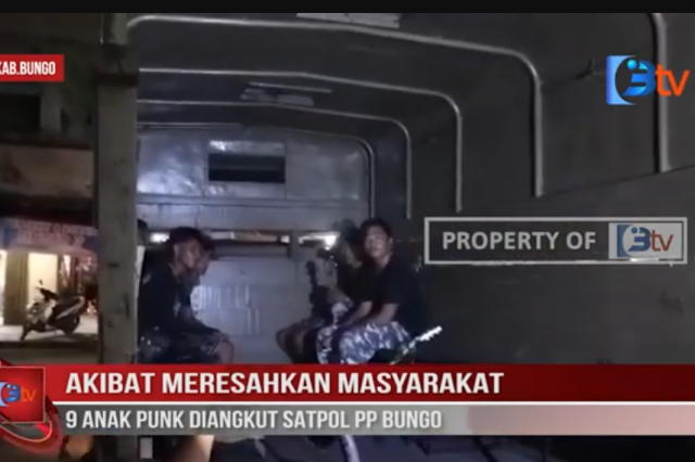 AKIBAT MERESAHKAN MASYARAKAT, 9 ANAK PUNK DIANGKUT SATPOL PP BUNGO
