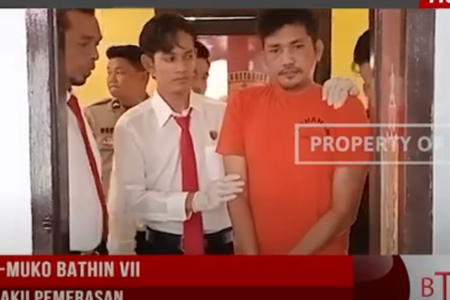 POLSEK MUKO MUKO BATHIN VII TANGKAP 2 PELAKU PEMERASAN
