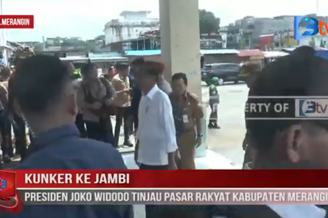 KUNKER KE JAMBI, PRESIDEN JOKOWIDODO TINJAU PASAR RAKYAT KABUPATEN MERANGIN