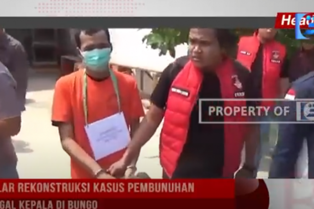 POLISI GELAR REKONSTRUKSI KASUS PEMBUNUHAN ATAU PENGGAL KEPALA DI BUNGO
