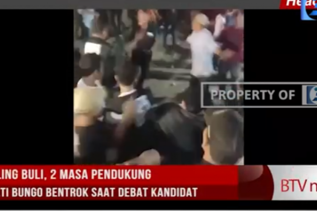 AKIBAT SALING BULI, 2 MASA PENDUKUNG CALON BUPATI BUNGO BENTROK SAAT DEBAT KANDIDAT
