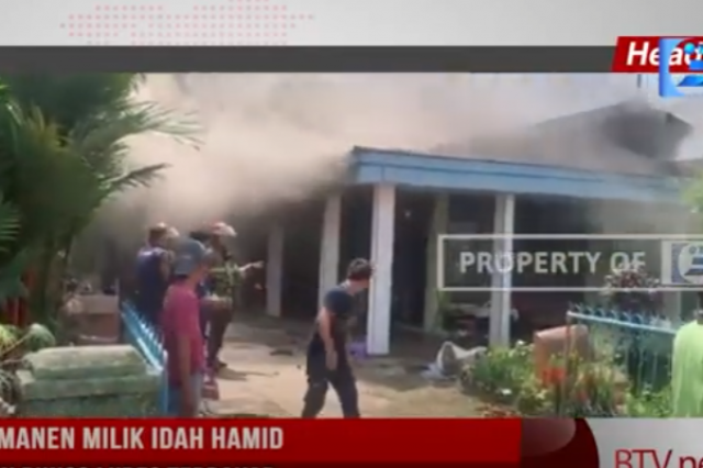 RUMAH PERMANEN MILIK IDAH HAMID DI KABUPATEN BUNGO LUDES TERBAKAR