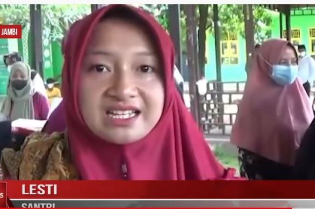 POLRES MUARO JAMBI GELAR VAKSIN MASSAL DI PONPES NURUL IMAN