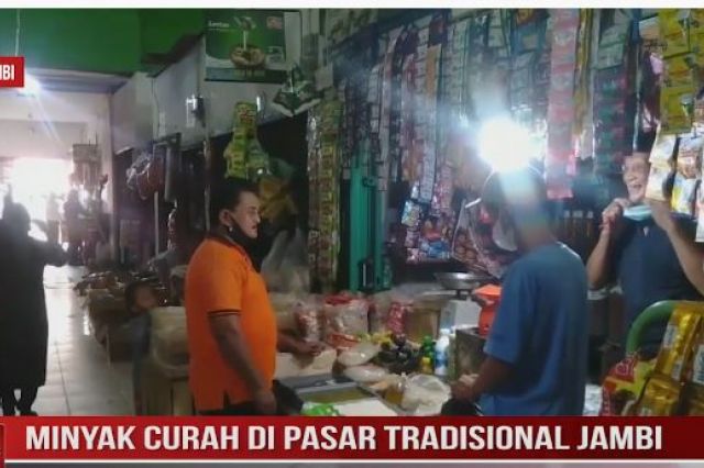 MINYAK CURAH DI PASAR TRADISIONAL JAMBI MASIH KOSONG, LANTARAN PEDAGANG HARUS PUNYA NPWP DAN NIB